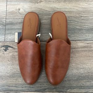 New Universal thread Maura mule sandals size 8